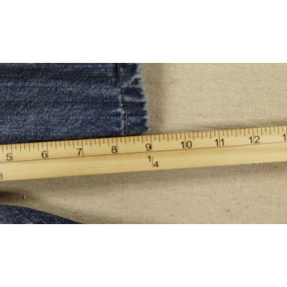 Wrangler Jean Shorts Mens 48 Blue Medium Wash Loose Belt Loop Worn Hem - Picture 7 of 12